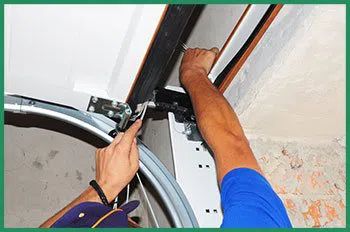 Quality Garage Door Service Oak Park, IL 708-782-4900 - sprin-cont-gr-22m